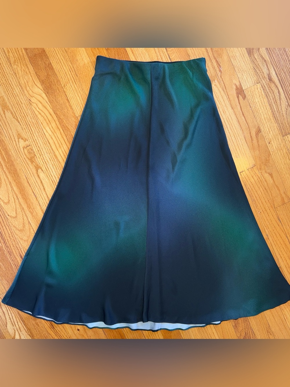 Flowy Gradient Midi Skirt